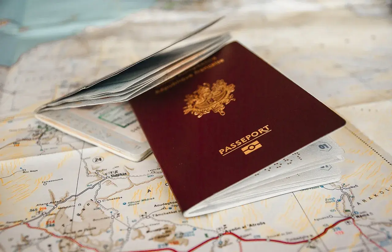 passport gbab24f8cd 1280